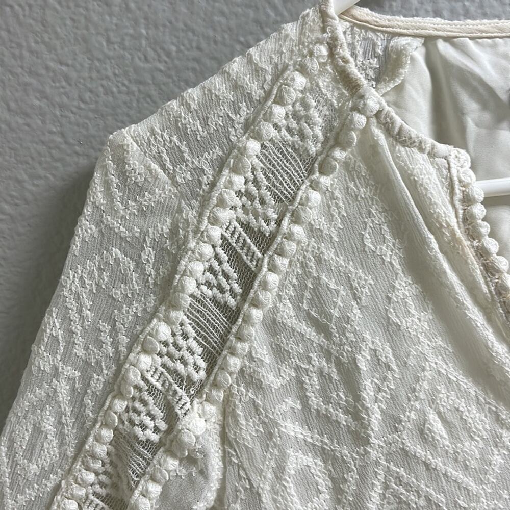 A20). Nanette Lepore Lace Split-Neck Swing Tunic Long Sleeve White Cream size 2 - Picture 5 of 13